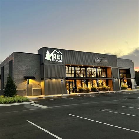 REI Tallahassee Store - Tallahassee, FL - Sporting Goods, Camping Gear