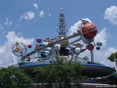 Astro Orbiter - Magic Kingdom Tomorrowland