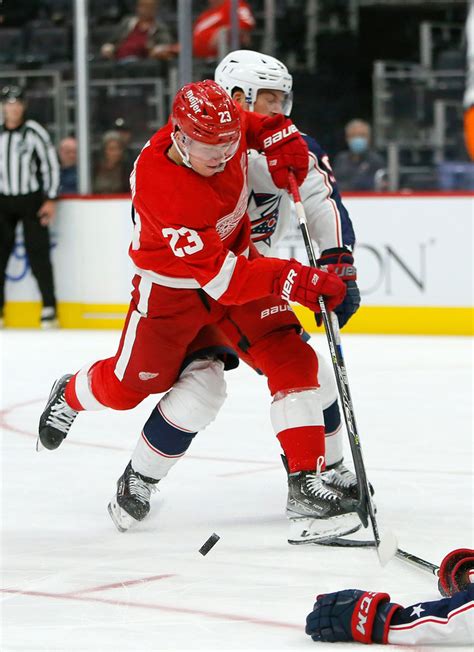 Red Wings’ Lucas Raymond maximizing preseason opportunities - mlive.com