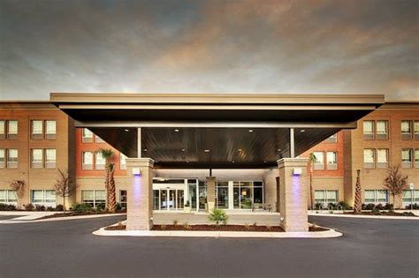 Holiday Inn Express & Suites Summerville - UPDATED 2018 Prices & Hotel Reviews (SC) - TripAdvisor