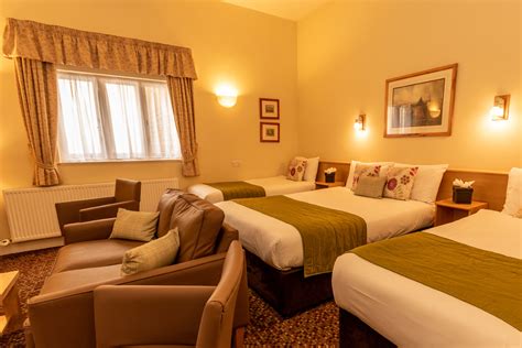 Quad Rooms in London - London Quadruple Hotel Rooms