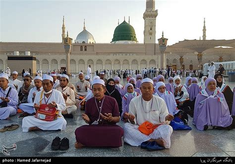 Muslims at Masjid Al-Nabawi during Hajj Rituals - Photo news - Tasnim News Agency