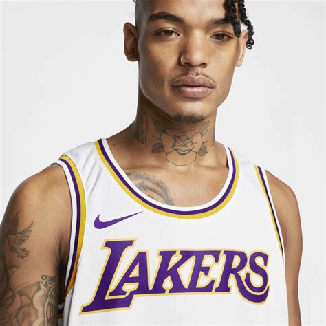 NIKE Los Angeles Lakers Kyle Kuzma Association Edition Jersey AA7101 109 - Shiekh