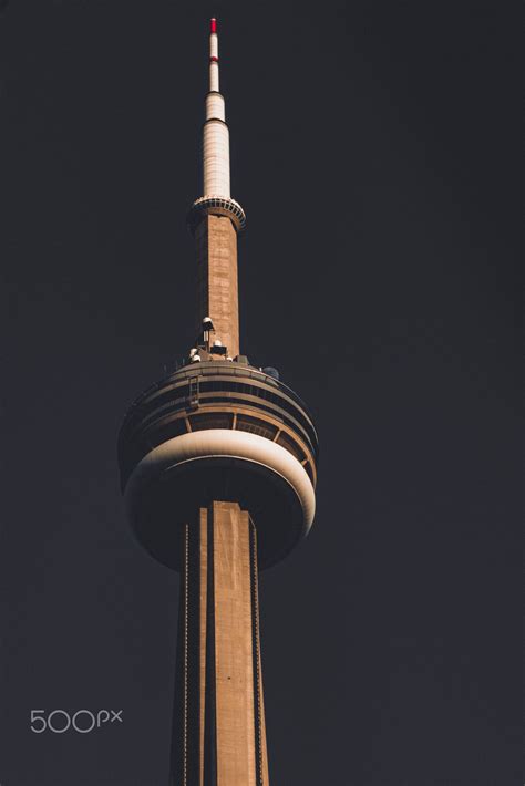 Cn Tower - Toronto - The Cn Tower in a cold sunset. | Cn tower, Tower ...