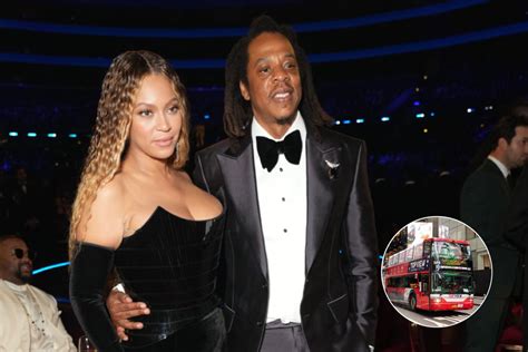 Beyoncé, Jay-Z And Fam, Hit Up NYC On A Chartered Tour Bus