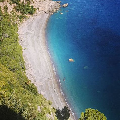 The Secret is Out! The Best Amalfi Coast Beaches Uncovered! | Amalfi coast beaches, Amalfi coast ...