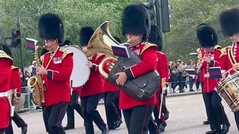 Buckingham palace - YouTube