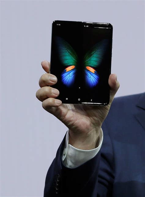 Samsung unveils S10, Galaxy Fold - Trinidad and Tobago Newsday