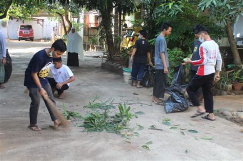 Kerja Bakti – STIBA Makassar