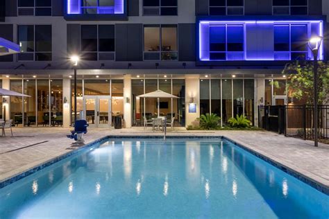 TRYP Hotel by Wyndham Seaworld Orlando, FL - See Discounts