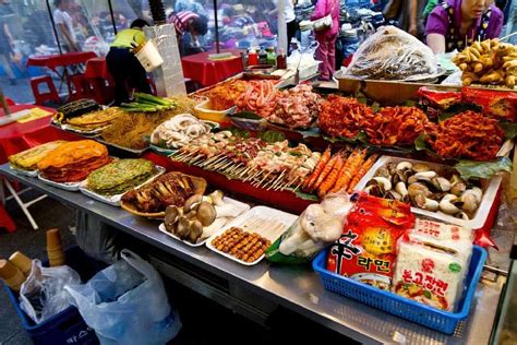 6 Exciting Night Markets in Seoul to Clobber Your Korean Food Cravings