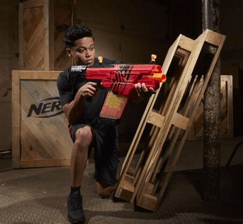 Nerf Rival Khaos MXVI-4000 Blaster Review - Hot Toys Headquarters