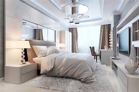 White and Silver Bedroom Decor Ideas