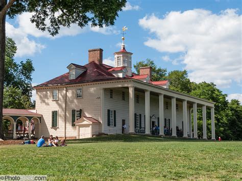 Mount Vernon, Virginia, USA, plantation home of George Washington. | portfolio.photoseek.com