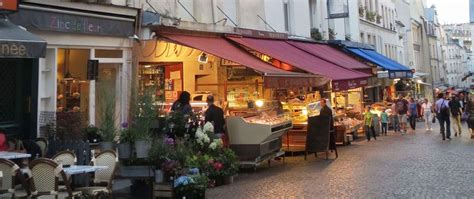 Rue Mouffetard - Market street Paris