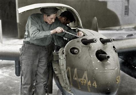 World War II in Pictures: P-38 Lightning: Fork-Tailed Devil