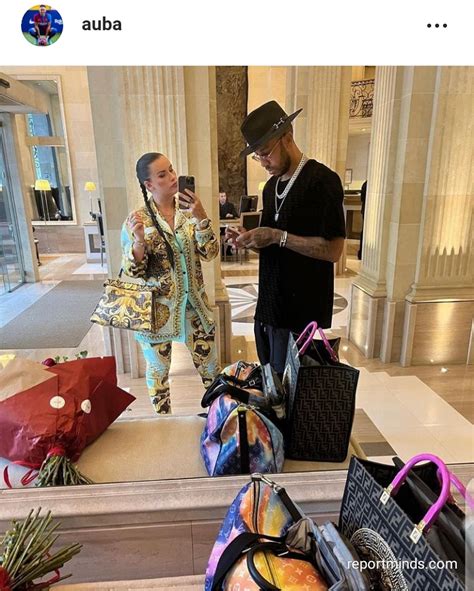 Barcelona star Aubameyang celebrates wife's birthday in style with shopping spree - Report Minds