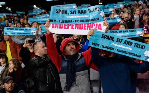 Police clash with protesters outside Barcelona-Real Madrid soccer match ...