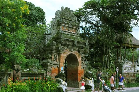 Ubud Palace - Puri Saren | Bali Places to Visit