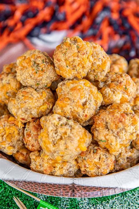 Cheddar Bay Sausage Balls (Only 4 Ingredients) - Plain Chicken