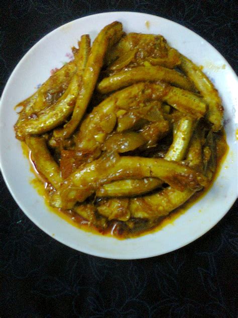 Kakila Fish (Fresh Water Gar Fish) Recipe/Kaikka Macher Jhal