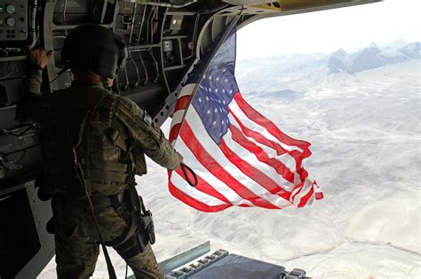 In honor of the 4th of July, 15 patriotic photos of deployed U.S. troops - The Washington Post
