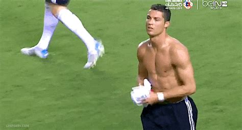 Cristiano-ronaldo-salary GIFs - Find & Share on GIPHY