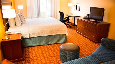 Hotels in Lumberton, NC | Fairfield Inn & Suites Lumberton