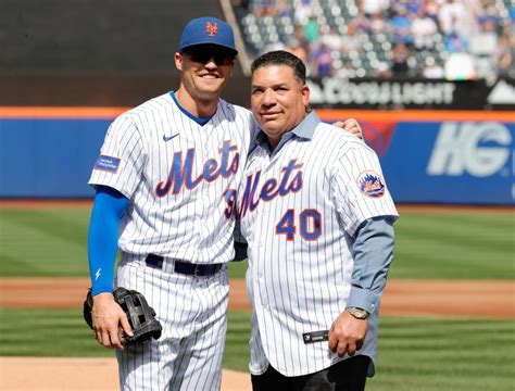 Bartolo Colon gushes over Mets fans as he officially retires with team