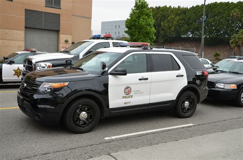 CA, LAPD Patrol - 5