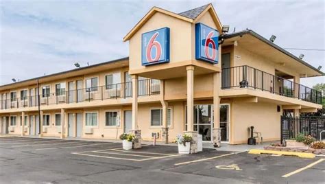 14 Fun Hotels in Oshkosh for All Budgets - Paulina on the road