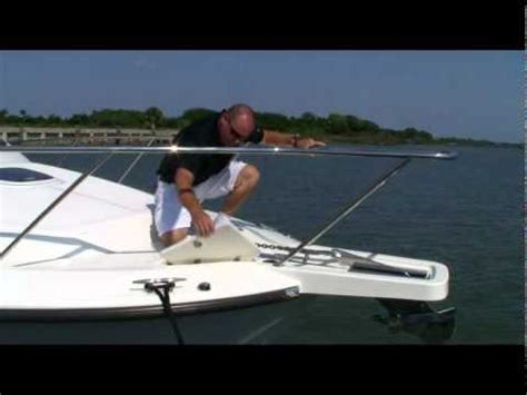 How to Properly Use an Anchor Windlass - YouTube