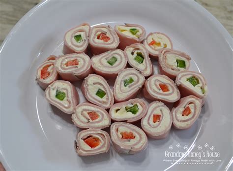 HAM AND CREAM CHEESE ROLL-UPS - GRANDMA HONEY'S HOUSE