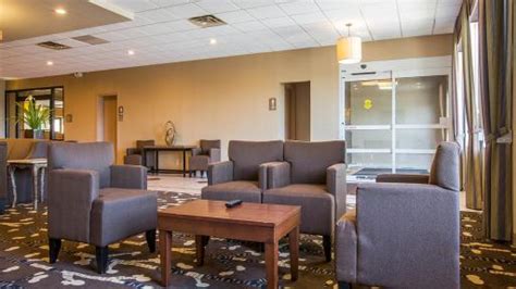 Last Minute Discount at Comfort Inn Glenmont | HotelCoupons.com