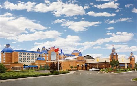 Ameristar Casino Hotel Council Bluffs in Omaha: Find Hotel Reviews, Rooms, and Prices on Hotels.com