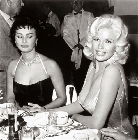 The story behind the infamous Sophia Loren and Jayne Mansfield photo ...