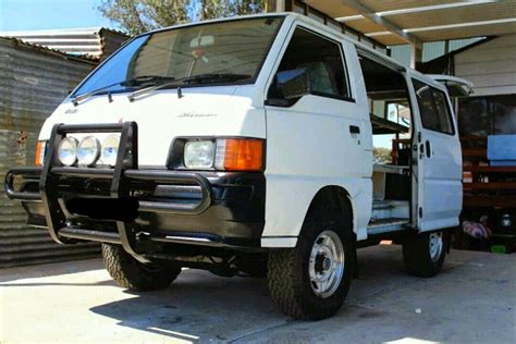 Mitsubishi Delica 4x4 Van for Sale - 4x4 Cars