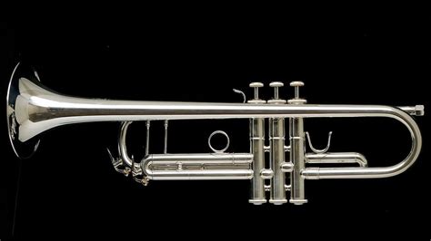 Manchester Brass Pro Trumpet in Silver Plate with Gold Brass Bell!