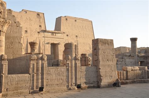 Free Images : building, travel, statue, fortification, place of worship, egypt, ruins, columns ...