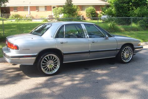 1995 Buick LeSabre - Information and photos - MOMENTcar