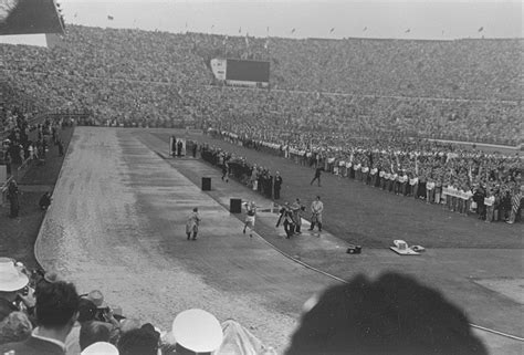 Helsinki 1952 Photos | Best Olympic Photos & Highlights | Summer olympics, Helsinki, Paralympic ...