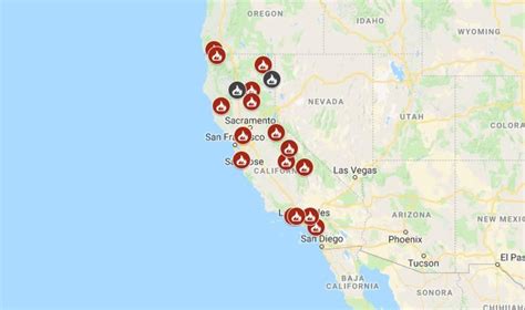 Map: Where Southern California's Massive Blazes Are Burning - Vox - Map Of Southern California ...