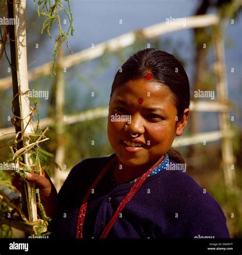 Agricultural labourer is hi-res stock photography and images - Alamy