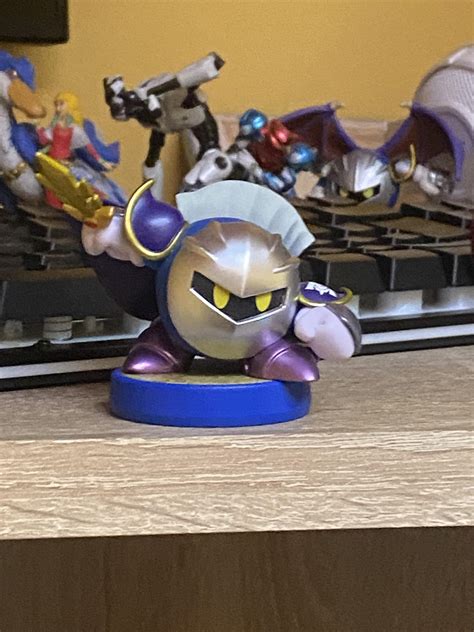 I just got this Meta Knight Amiibo : r/Kirby