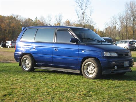 1995 Mazda MPV - Information and photos - MOMENTcar