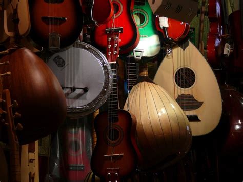 11 Weird Musical Instruments You’ve Probably Never Heard Of - Produce ...