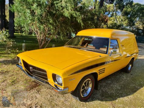 1974 HOLDEN SANDMAN HQ 4 SPEED MANUAL PANELVAN - JCFD5172440 - JUST CARS