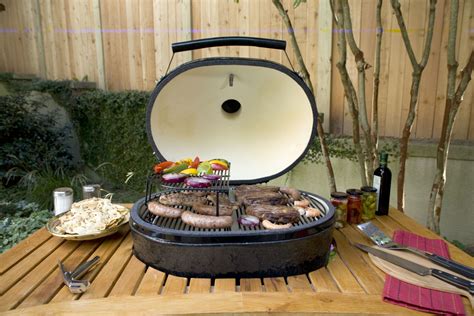 Primo Ceramic Charcoal Smoker Grill - Oval XL 400 - New England Grill and Hearth
