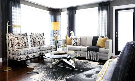 20 Living Rooms Adorned with Cowhide Rugs | Home Design Lover