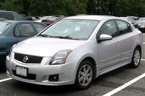 File:Nissan Sentra SE-R -- 09-08-2009.jpg - Wikipedia, the free ...